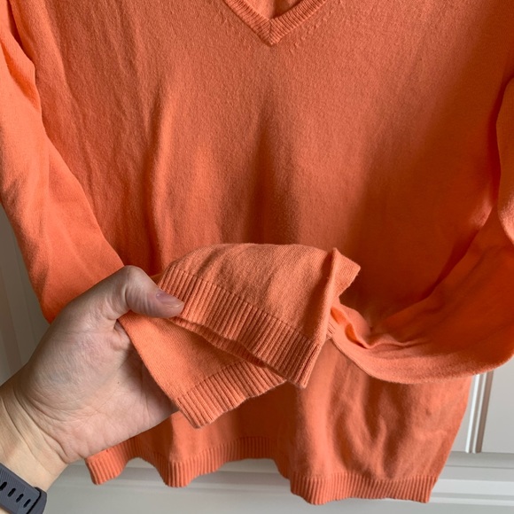 J.Crew Deep V-neck Cotton Sweater - Large - Picture 3 of 4